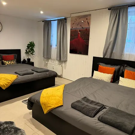 Center - Belle 180m2 - Amis - Famille - Anniversaire Apartman *