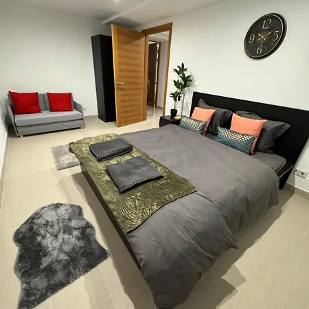 Center - Belle 180m2 - Amis - Famille - Anniversaire Apartamento Riga